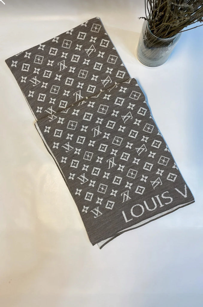 Louis Vuitton Çift taraflı Vizon/Krem Şal